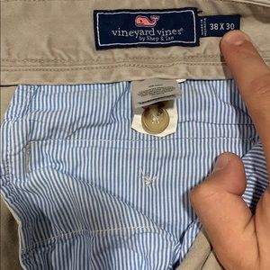 Vineyard Vines Khaki pants
